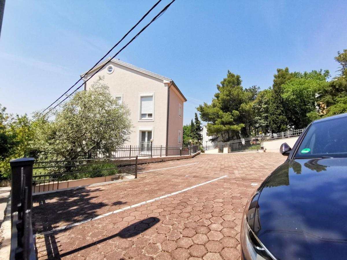 Villa Sara Lux Crikvenica Exterior foto