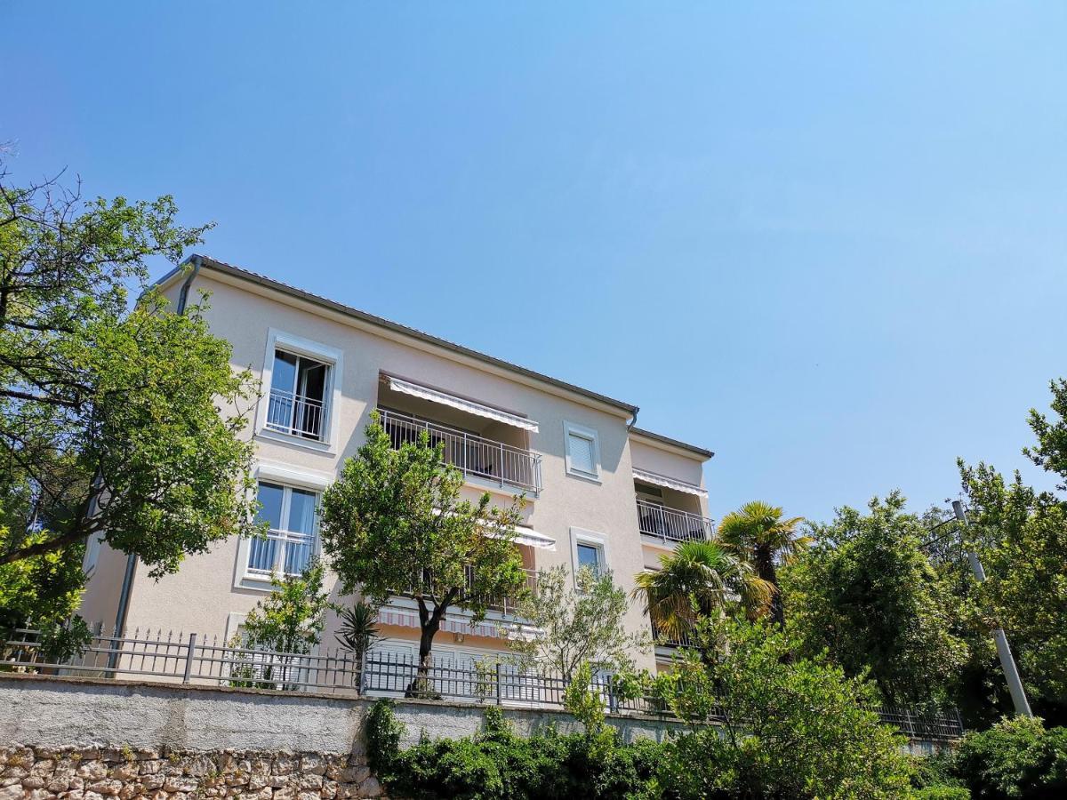 Villa Sara Lux Crikvenica Exterior foto